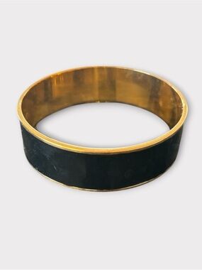 MONET Classic Black and Gold Bangle for your Capsule Closet